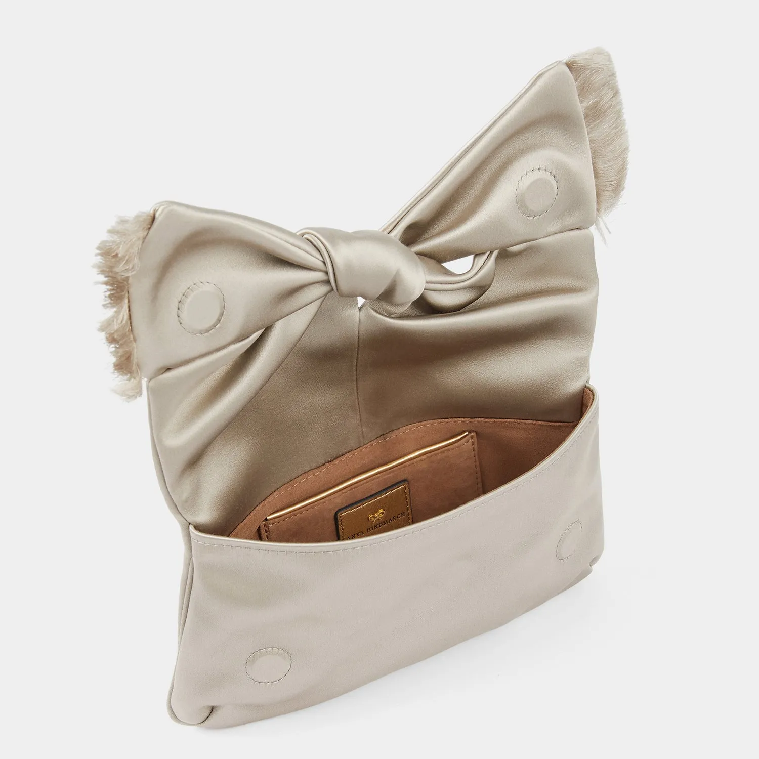 Bow Clutch