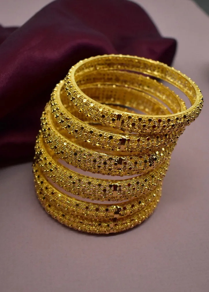 CLASSIC DESIGNER BANGLES SET