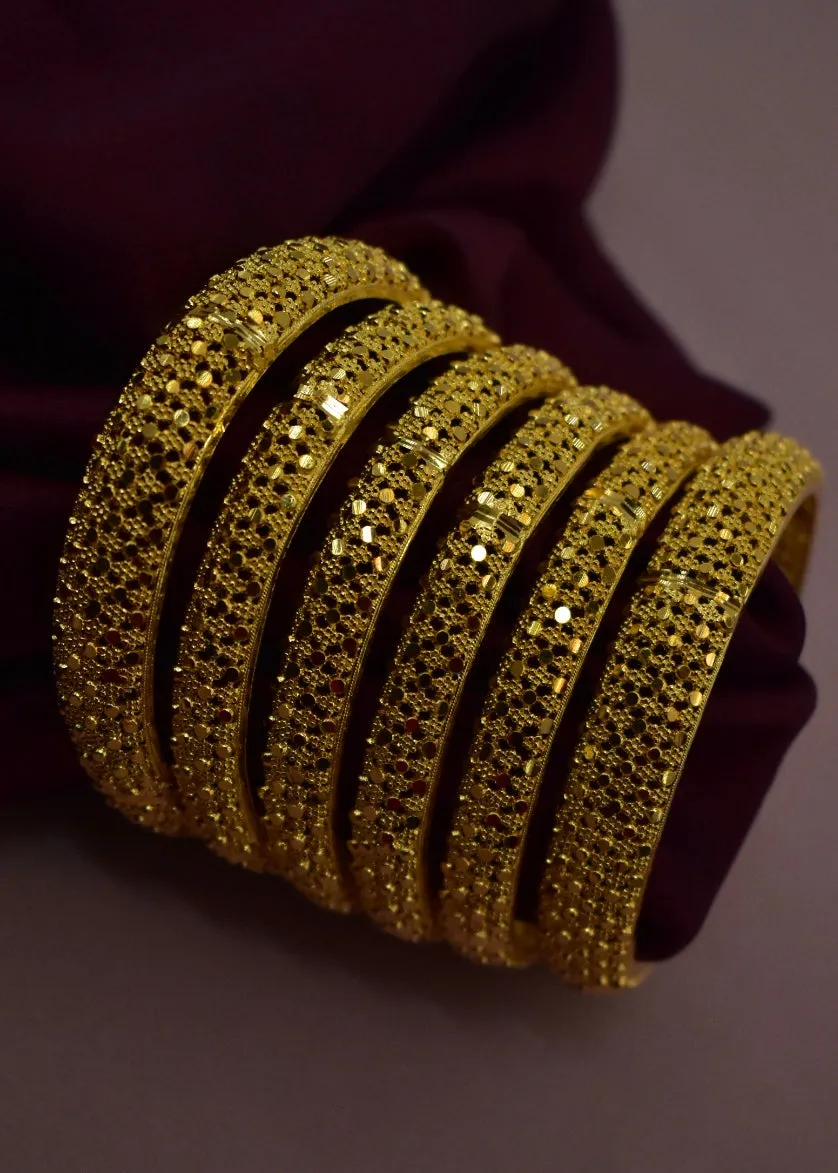 CLASSIC DESIGNER BANGLES SET