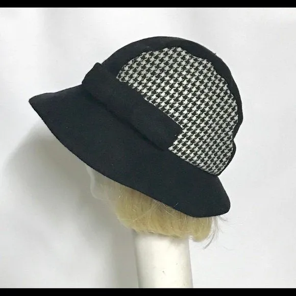 Cloche Hat Black Wool / Houndstooth Bow