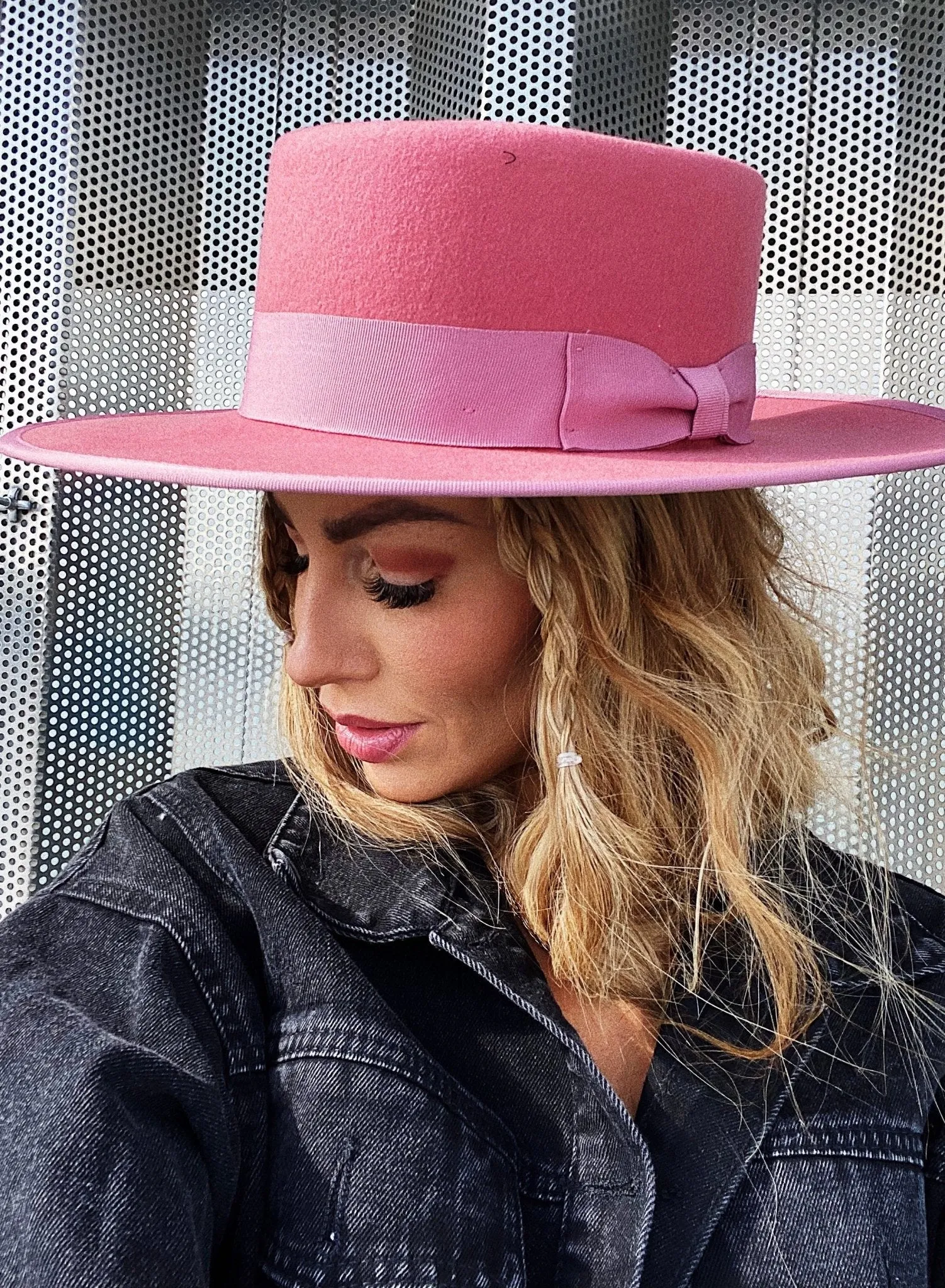 Lola Stiff Brim Hat in Bubblegum